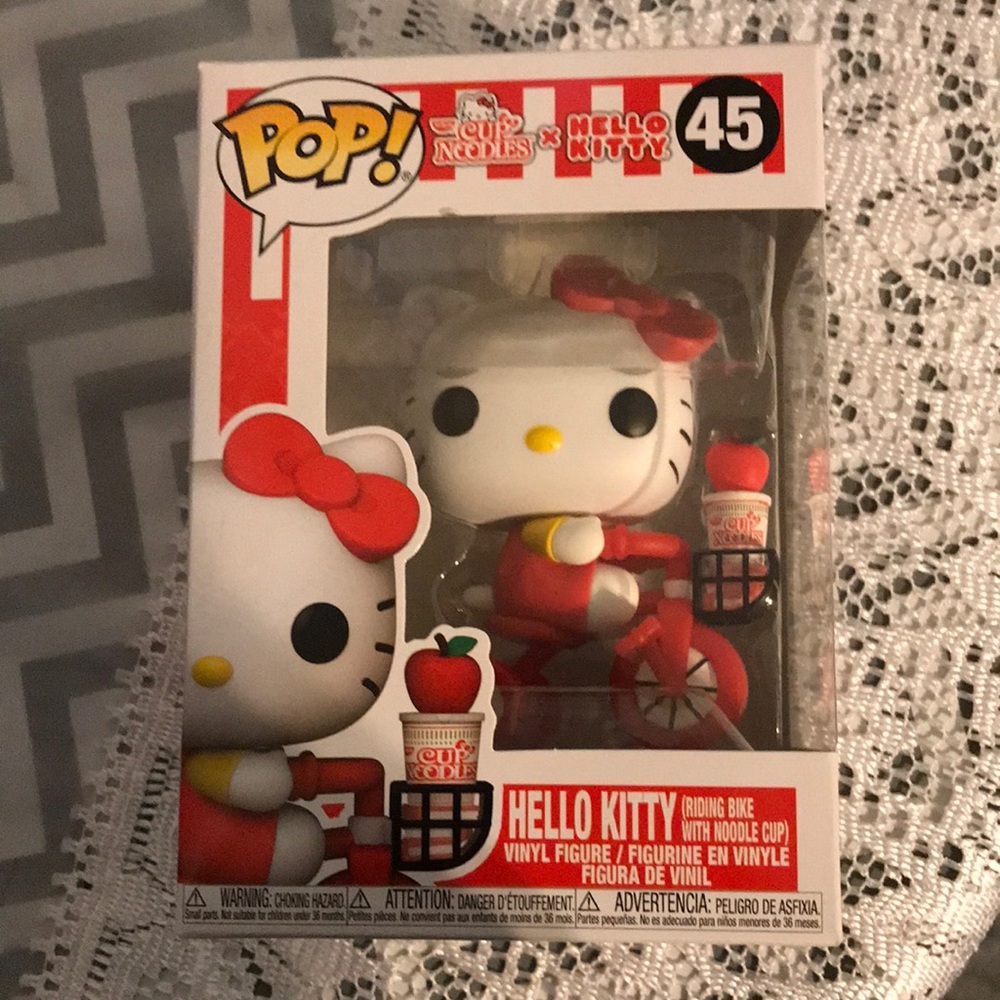POP HELLO KITTY